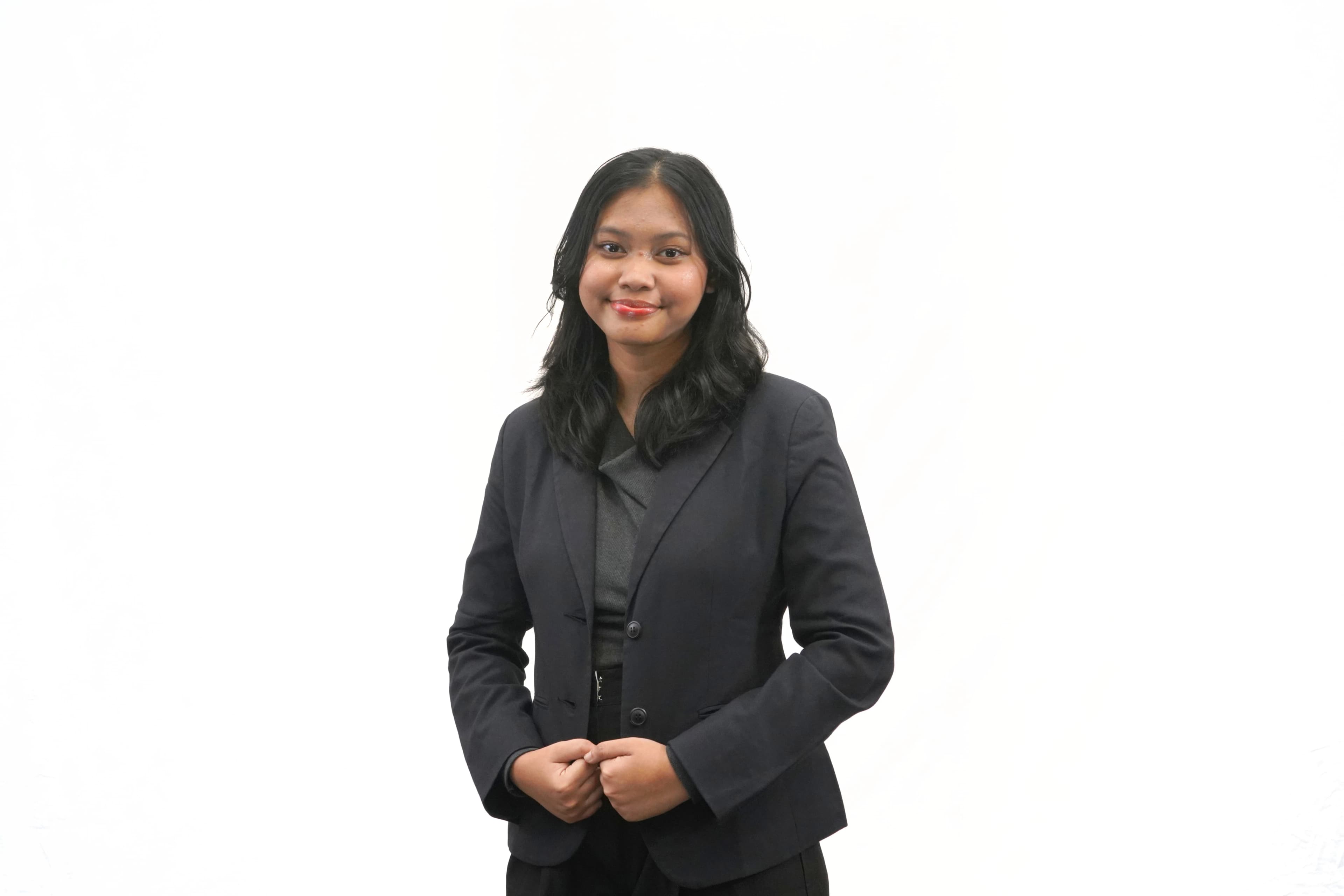 Azka Navalia Adzhane Syarief